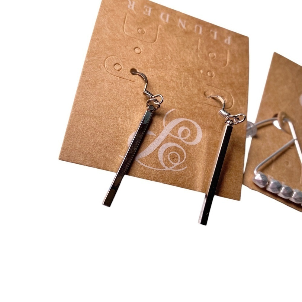Plunder Design Set of 2 Silver Earrings - Picture 3 of 5